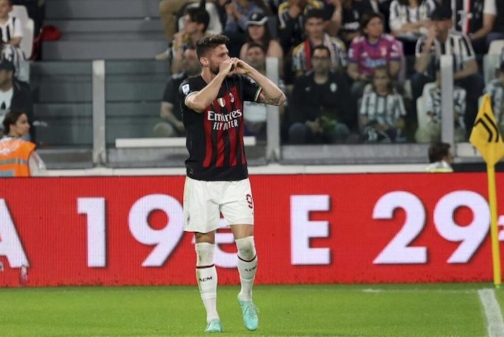 Màn ăn mừng của tiền đạo AC Milan, Olivier Giroud, trong trận đấu với chủ nhà Juventus ở vòng 37 Serie A 2022/2023